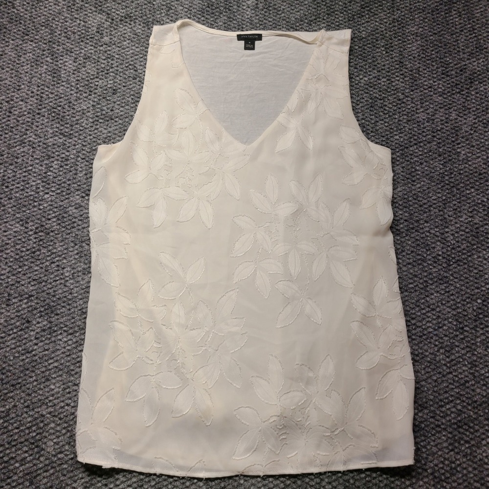 Ann Taylor Cream Ivory Floral Embroidered V-Neck Sleeveless Shell Top Medium